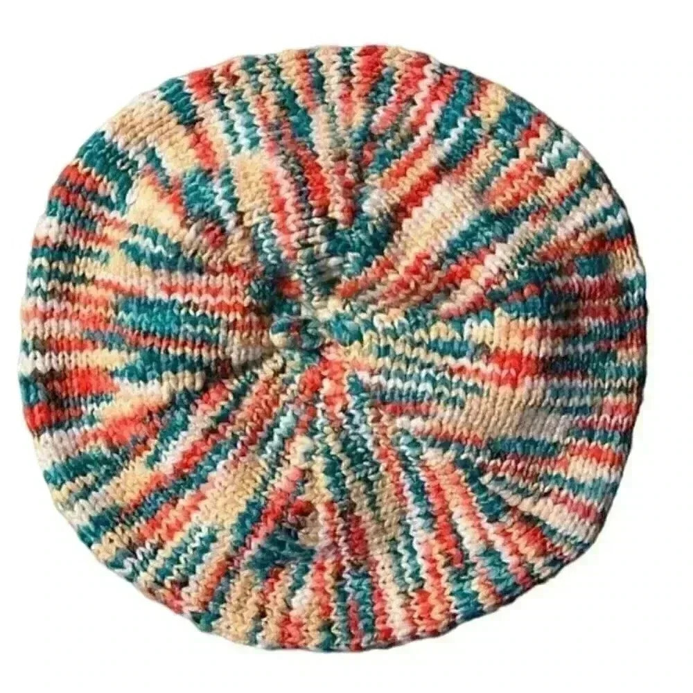 Free People Raspberry beret - Picture 4 of 4